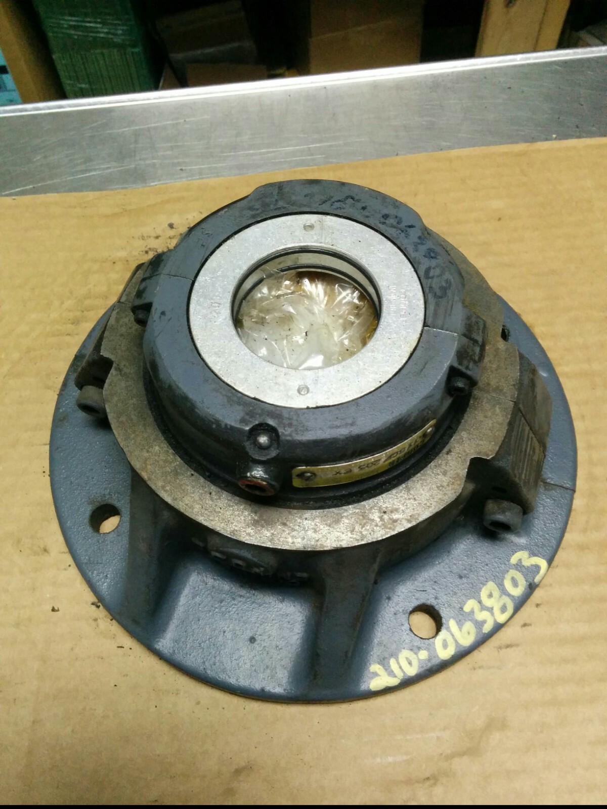 COOPER 01BCF 203 EX 2-3/16″ SPLIT ROLLER BEARING COMPLETE ROUND FLANGE UNIT NNB