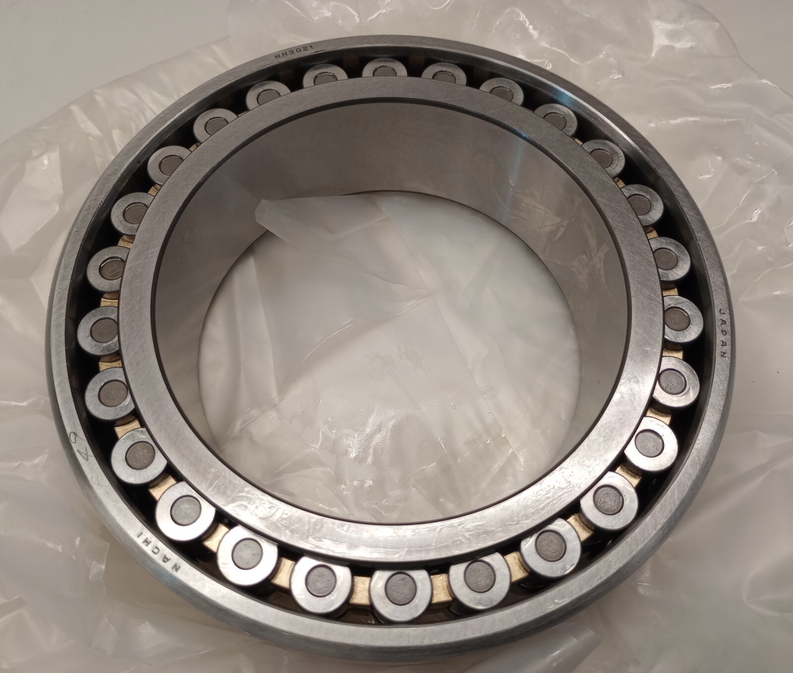 Nachi NN3021-M2KC1NA-P4 Super Precision Cylindrical Roller Bearing 105x160x41mm