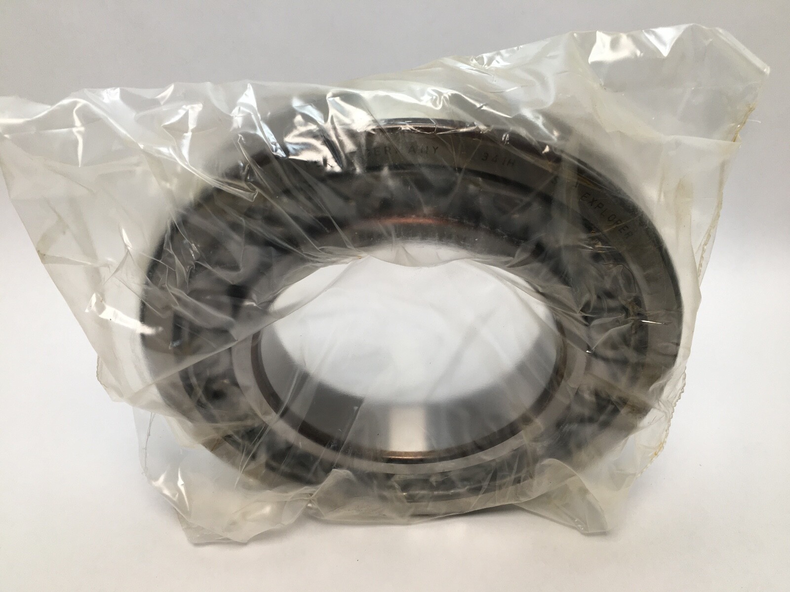 SKF NU-228-ECJ Cylindrical Roller Bearing 140x250x42 mm NU228ECJ NU228 Germany