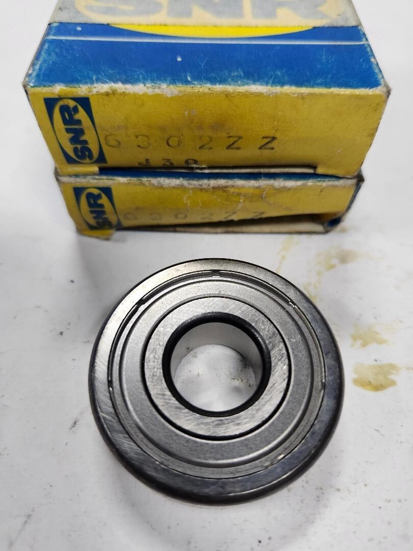 Lot of 2 SNR 6302 ZZ Single Row Deep Groove Bearing New Old Stock