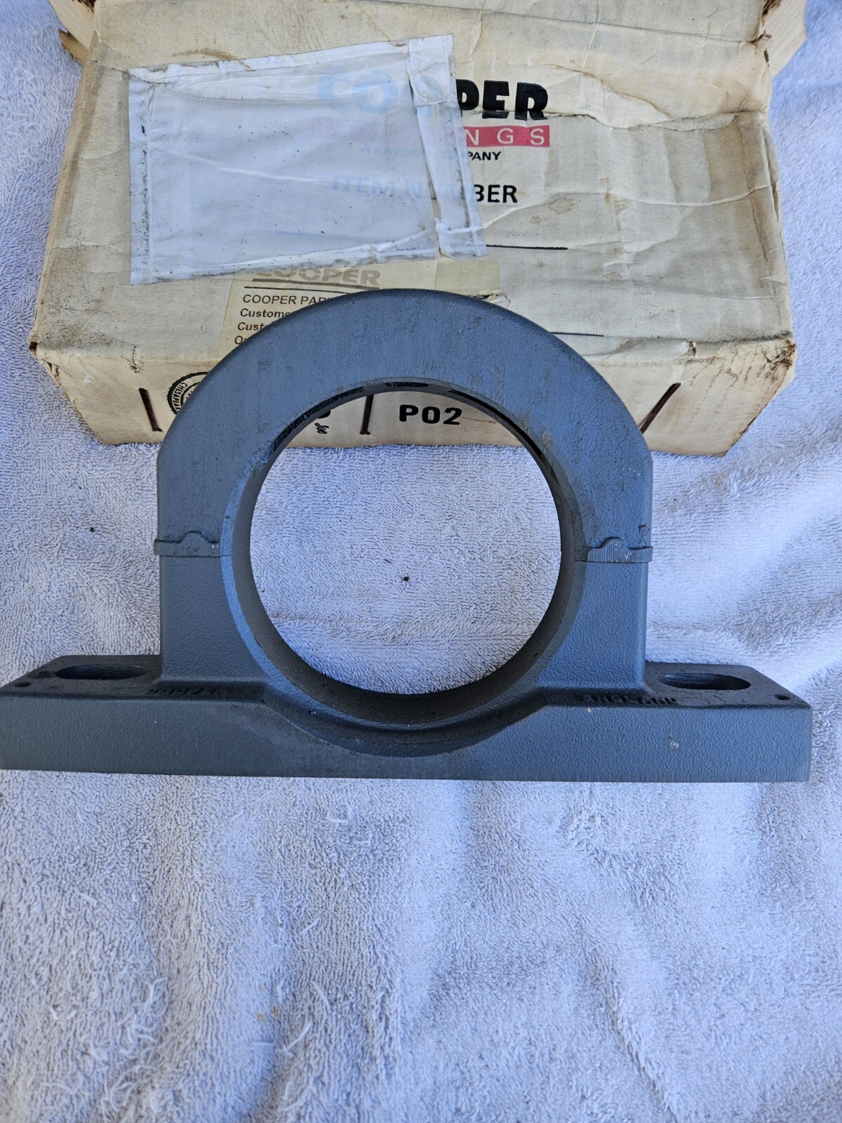 COOPER P02 Bearing Housing. NOS Item.