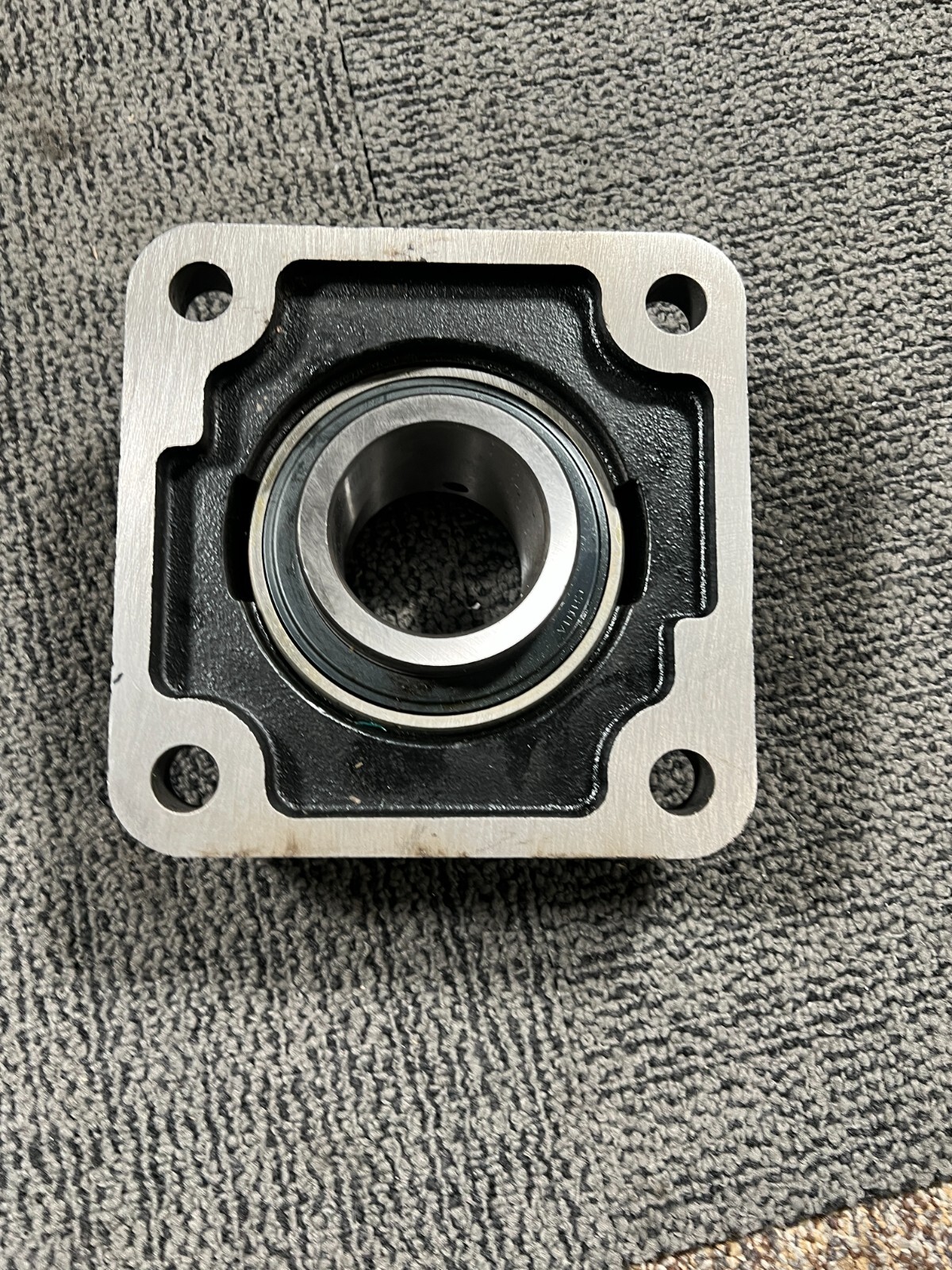 MOLINE BEARING – UCX14-43 2-11/16″ 4 Bolt Flange Mounted Bearing Black
