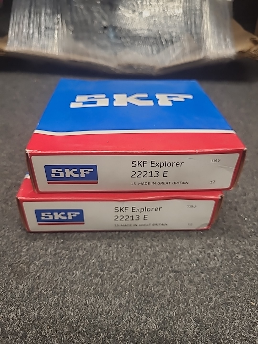 SKF 22213E Spherical Roller Bearing 65mm x 120mm x 31mm