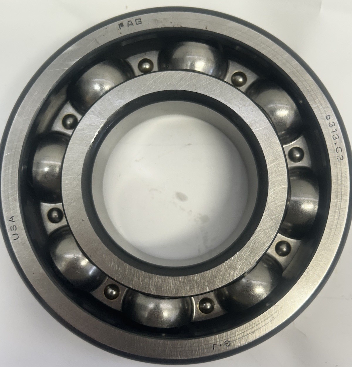 FAG 6313/C3 DEEP GROOVE RADIAL BALL BEARING 140mm 65mm 33mm New