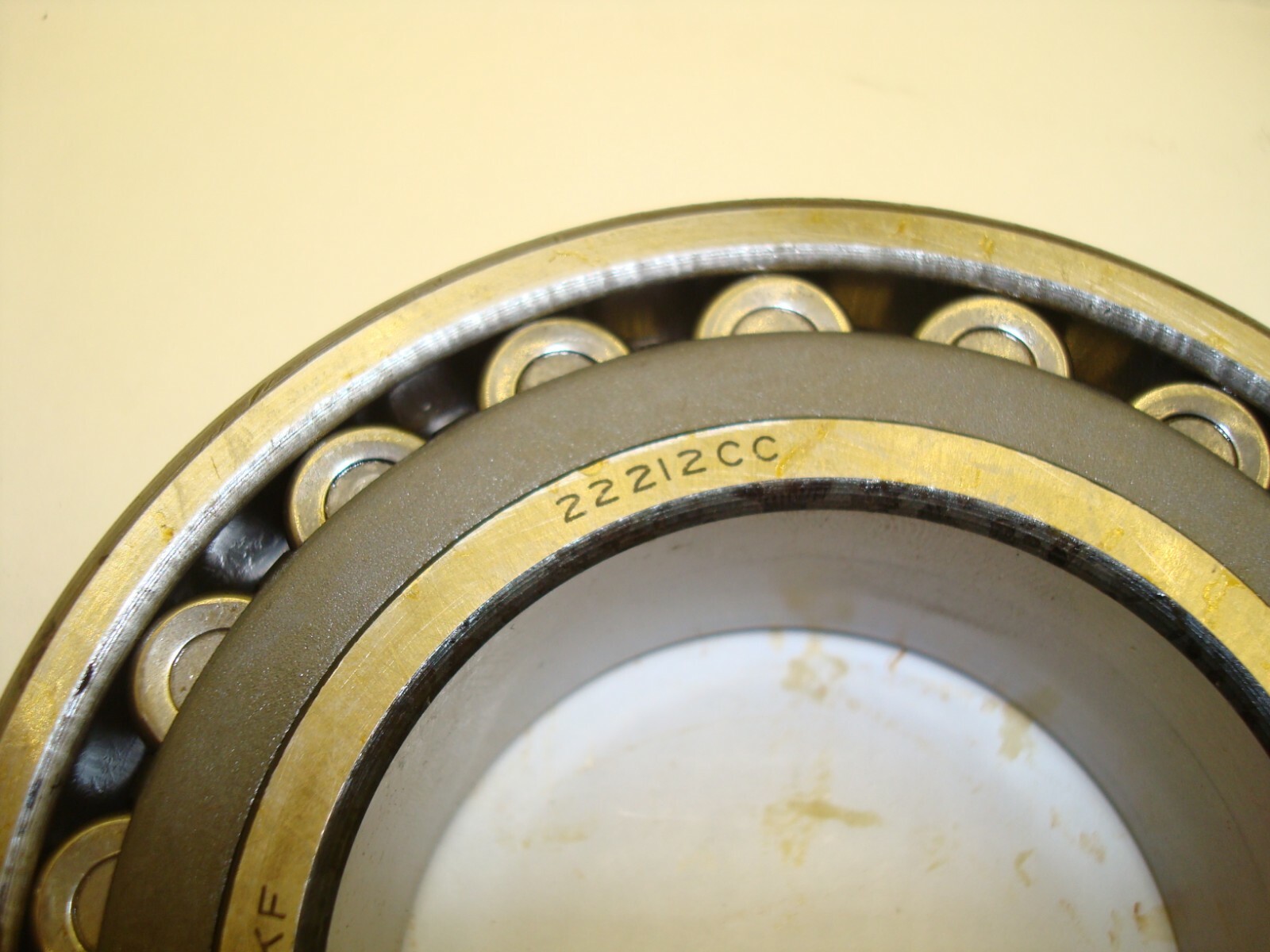 SKF 22212 CCJ/W33 SPHERICAL ROLLER BEARING 60 x 110 x 28mm NNB