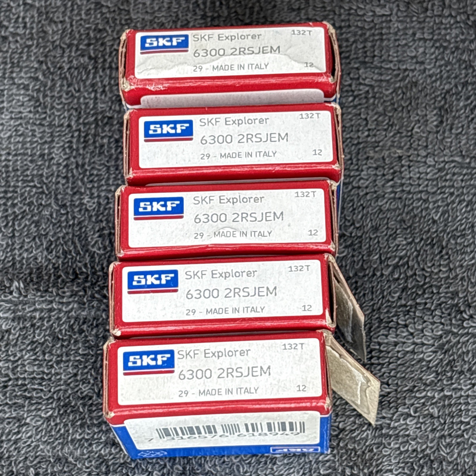 (5) SKF 6300 2RSJEM Sealed Deep Groove Ball Bearings New In Box