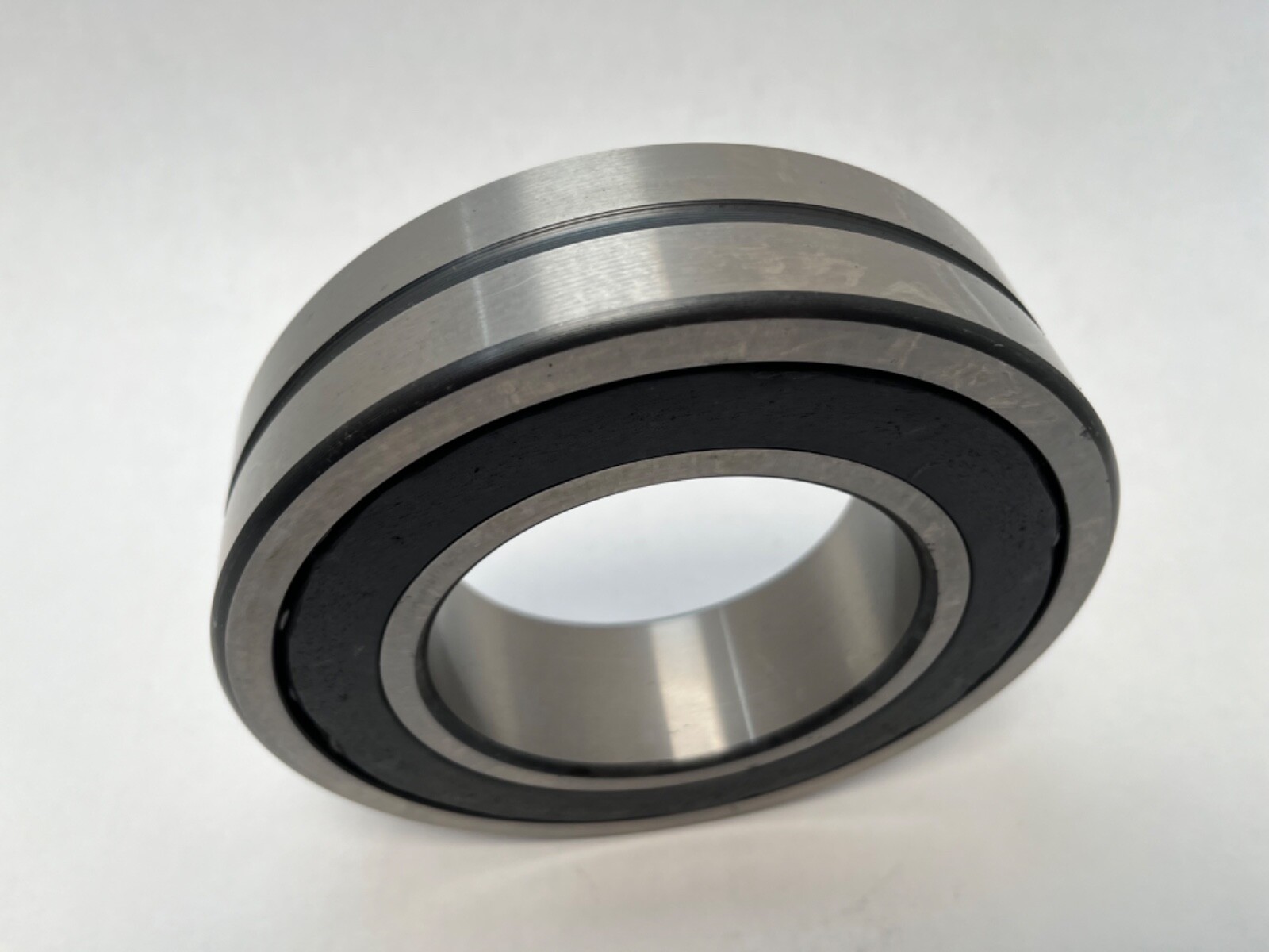 SKF 22218-CC-W33W64 Spherical Roller Bearing 22218-CC-W33-W64 90x160x40 mm