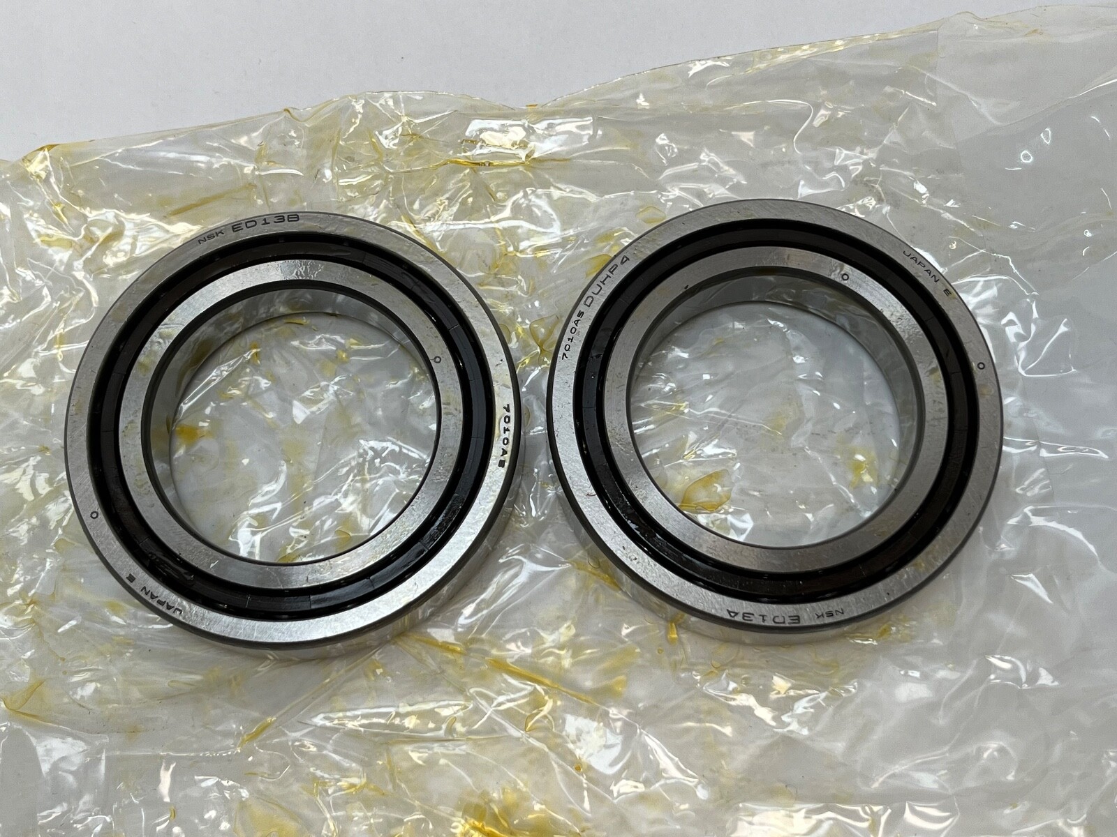 NSK 7010A5TYDUHP4 Bearing 7010E 7010-A5-TY-DUH-P4 50x80x16 mm 2 Pcs