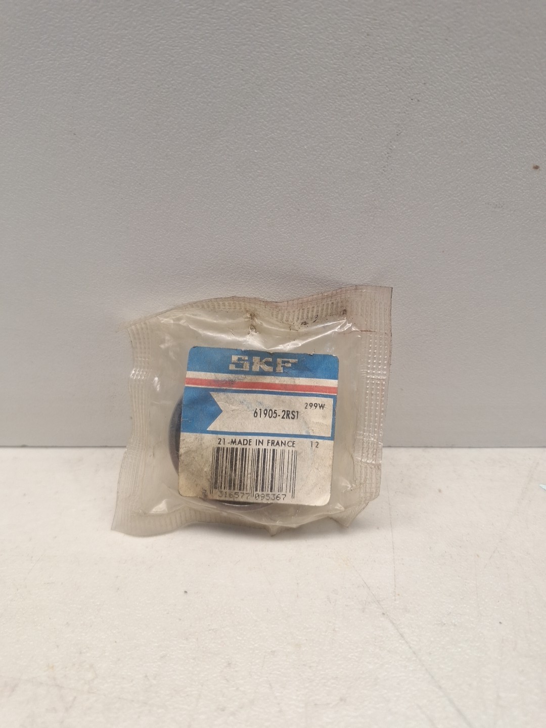 SKF 61905-2RS1 Thin Deep Groove Sealed Ball Bearing