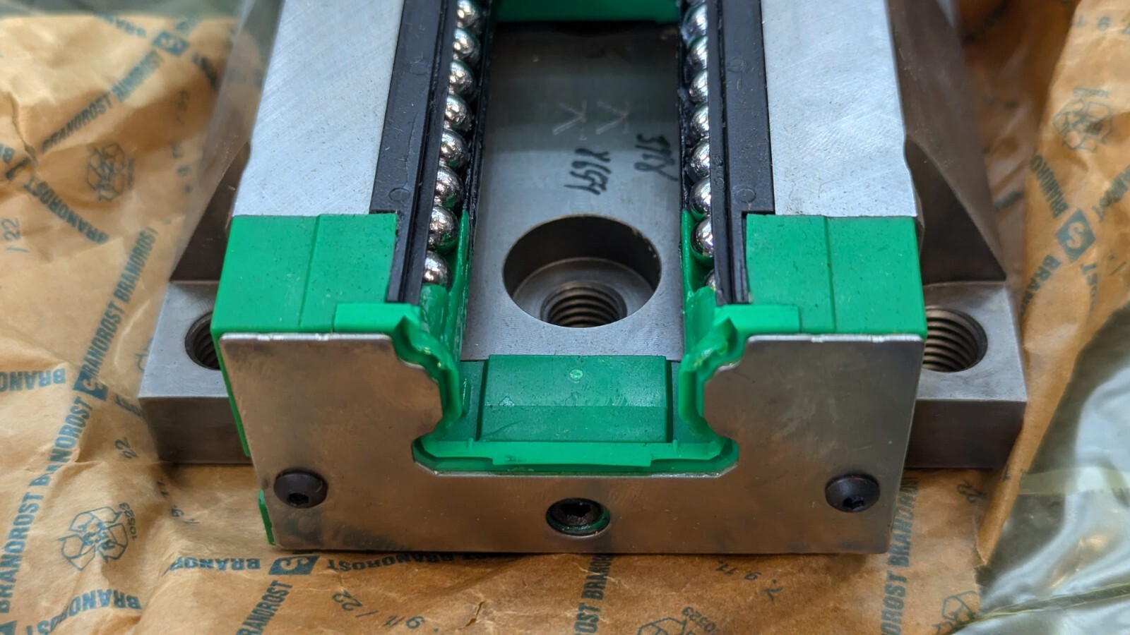 INA/Schaeffler Technologies KWVE35-B-V2 (97 x 02 mm) LINEAR PLAIN UNIT