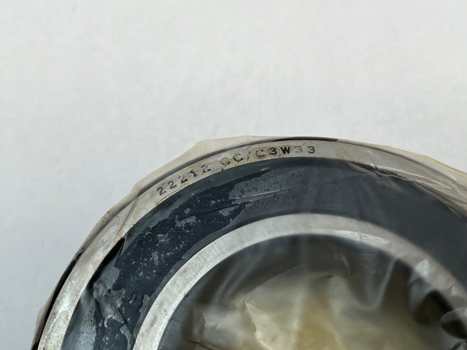 SKF 22212-CC/C3W33 Spherical Roller Bearing 60x110x28 mm 22212-CC/CJ-C3-W33 USA