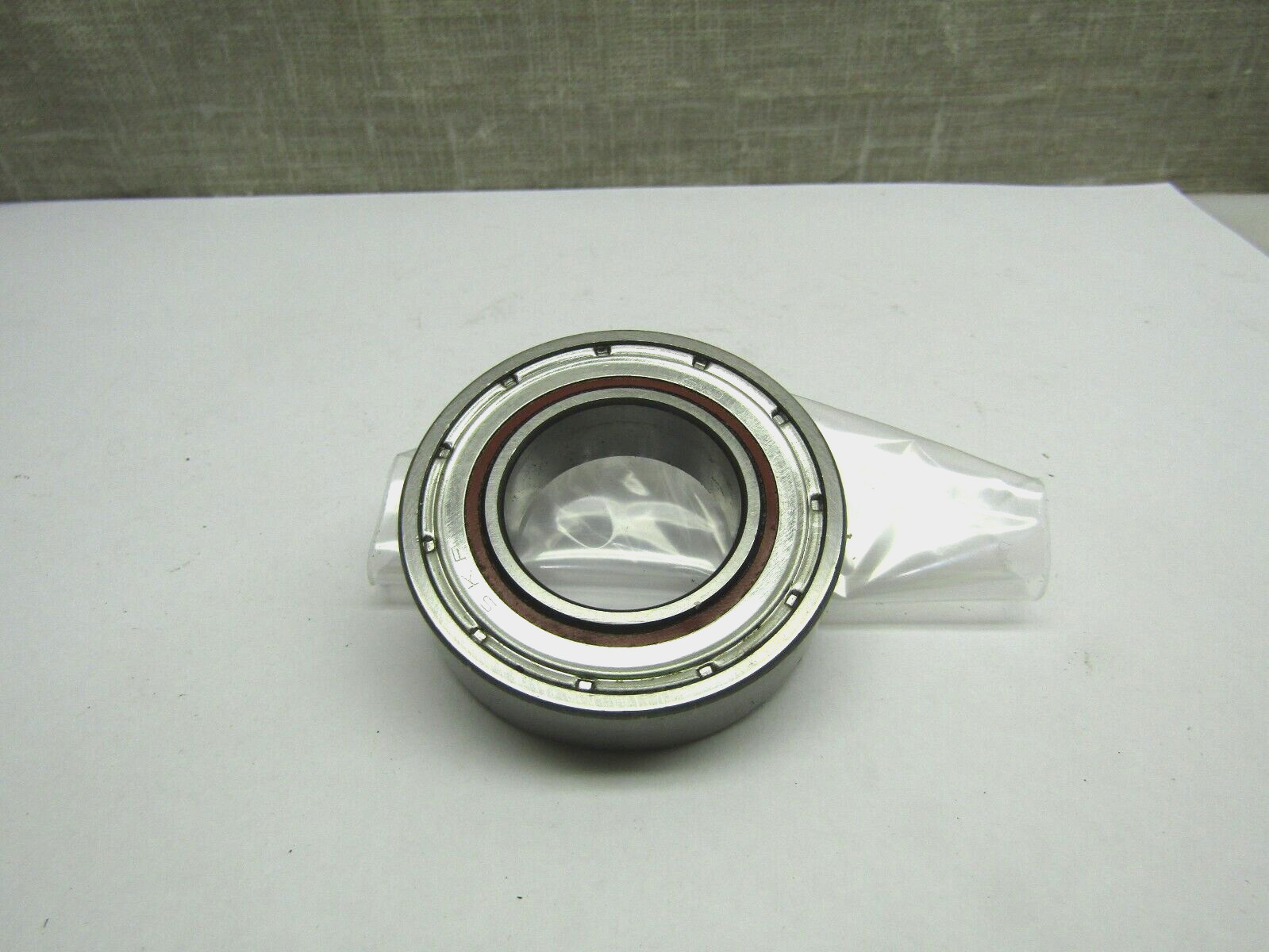 SKF 6005-RS J 25mm X 47mm X 12mm Bearing with 1 Metal + Rubber Seal