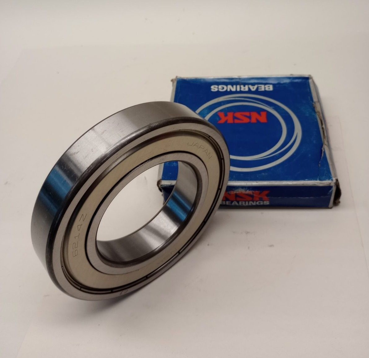 NSK 6214ZZC3 Ball Bearing Double Shielded 70 ID x 125 OD x 24mm 6214ZZ-C3