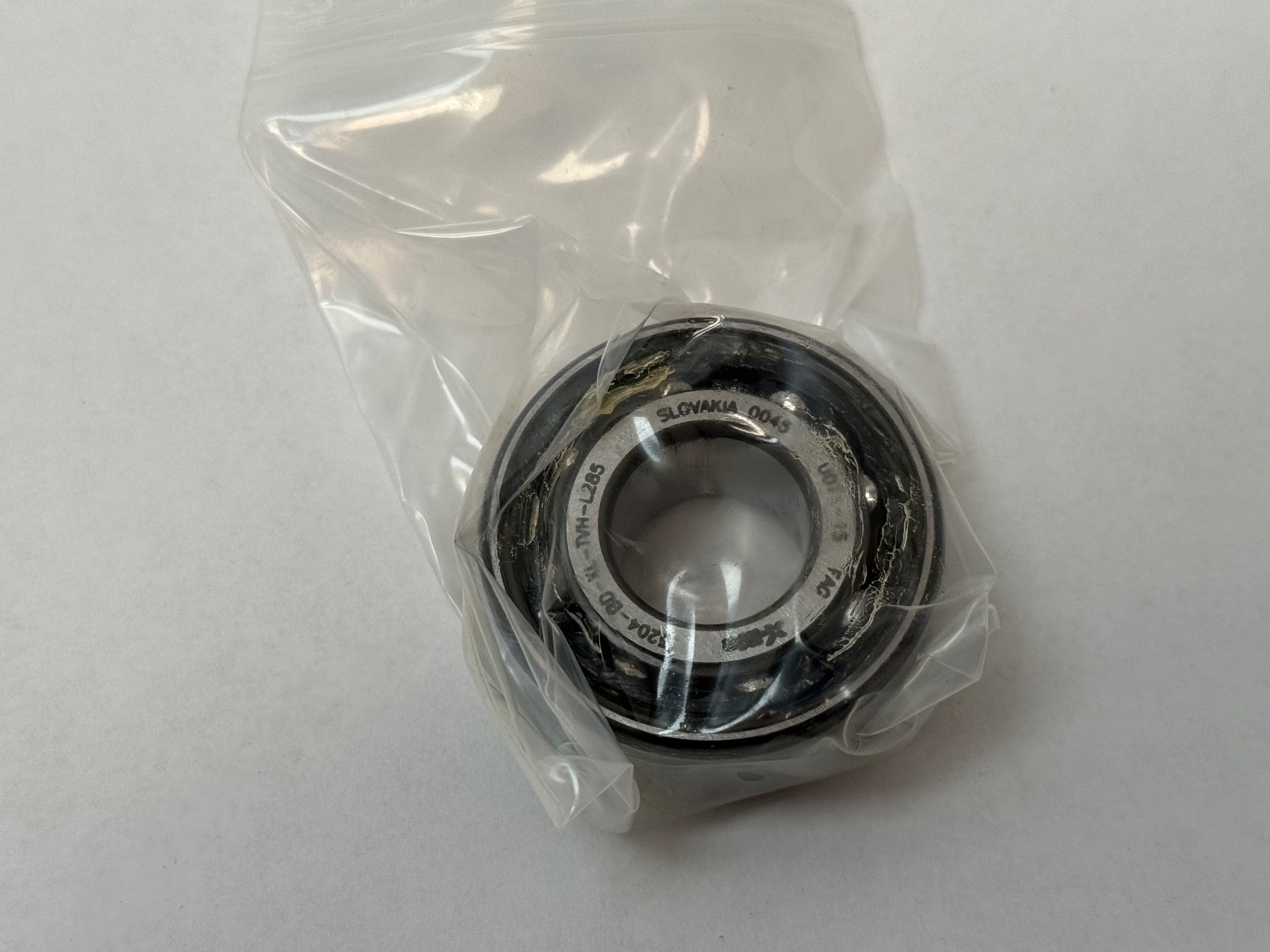 FAG 3204-BD-XL-TVH Bearing 5204 3204B 3204-BD-XL-TVH-L285 20mmx47mmx13/16″