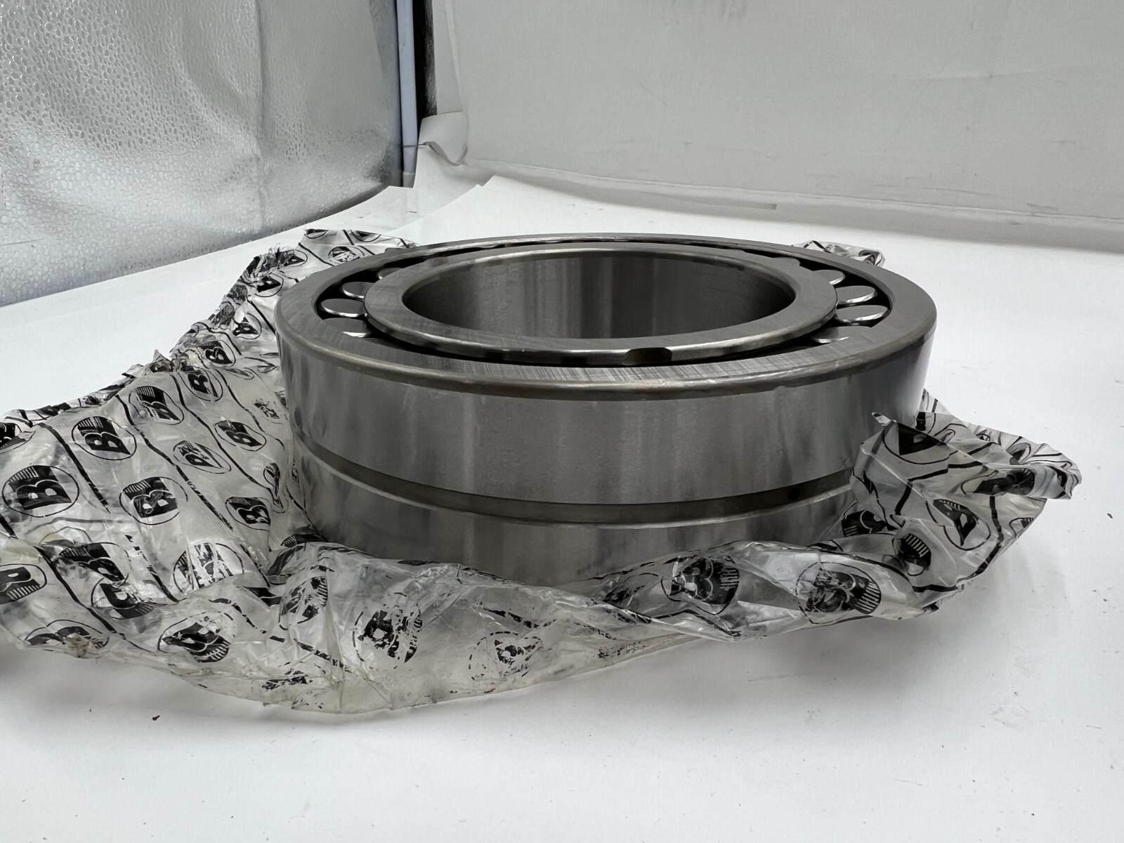 Genuine BL Double Row Spherical Roller Bearing 23120 CAM/C3W33 Silver