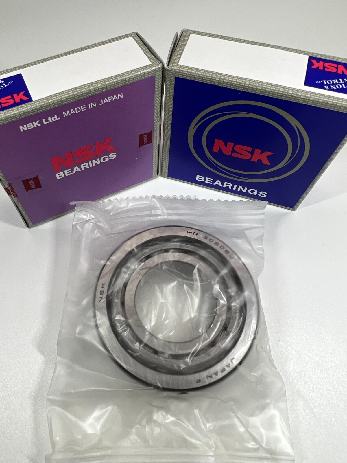 HR30206J NSK Tapered Roller Bearing 30x62x17.25mm