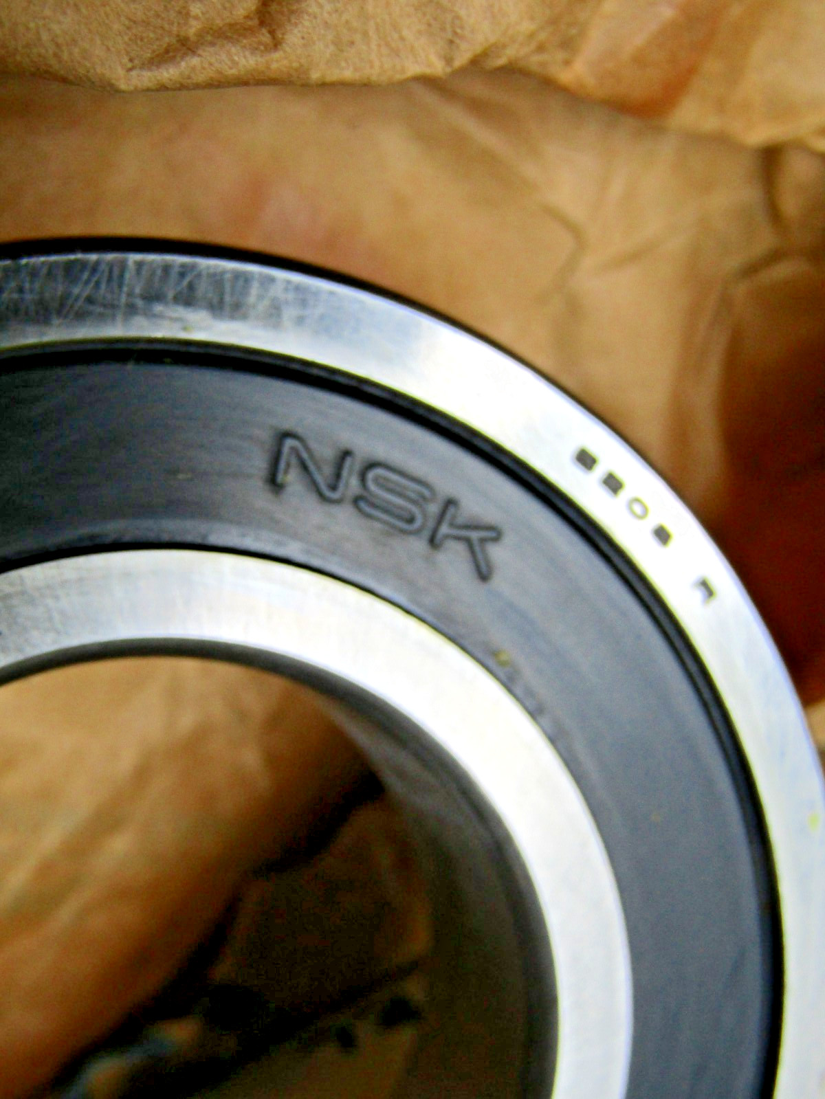 NSK 6208RVV C3 6208-2RS 40mm X 80mm X 18mm Sealed Bearing