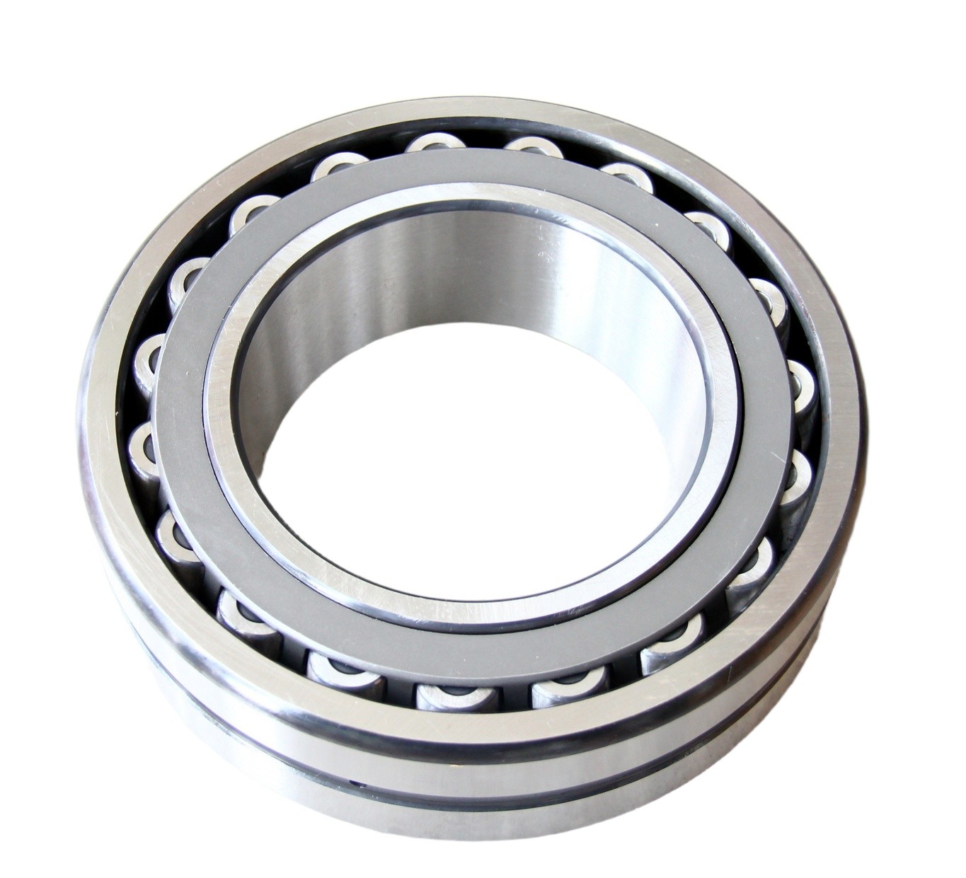 New 130x230x64mm Spherical Roller Bearing For CLUNT 22226 EK/C3