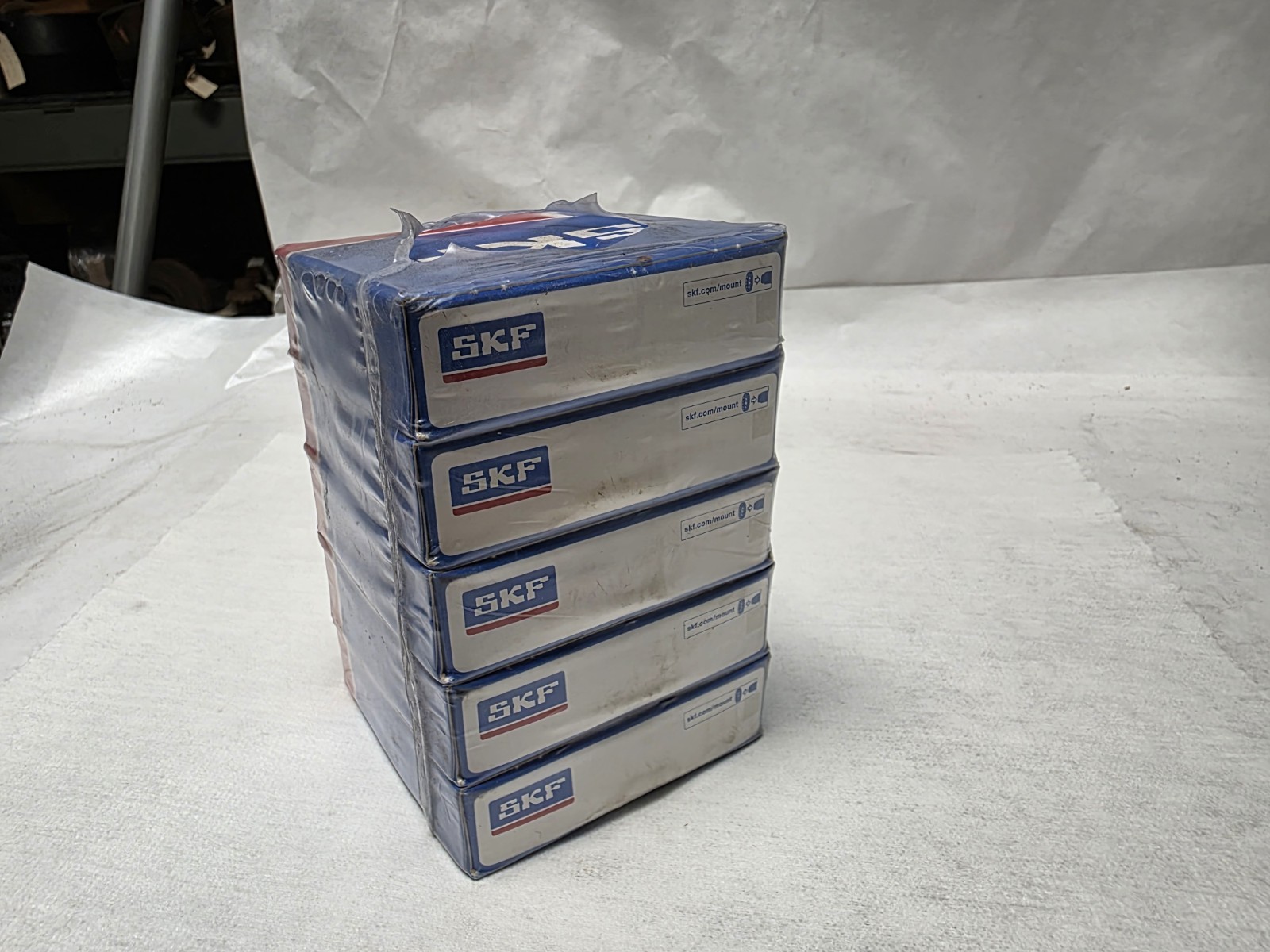 5pcs. of SKF Explorer 6207-2RS1NR/C3 Radial/Deep Groove Ball Bearing