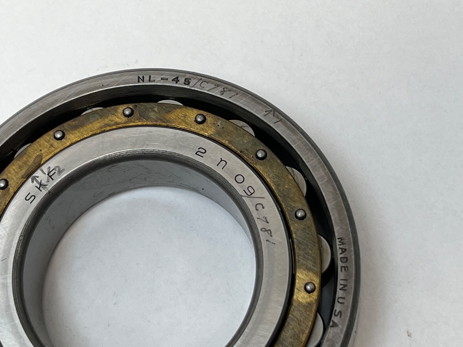 SKF N-209-M/P5 Bearing 45x85x19 mm N209 N-209-M-P5 C781 USA