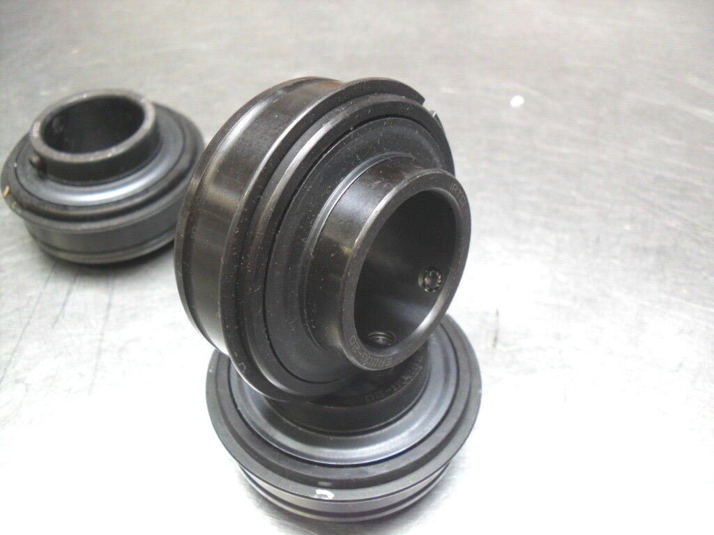 IPTCI Bearing ER206-20 BORE 1 1/4″ BEARING INSERT LOCKING: SET SCREW WITH SNAP