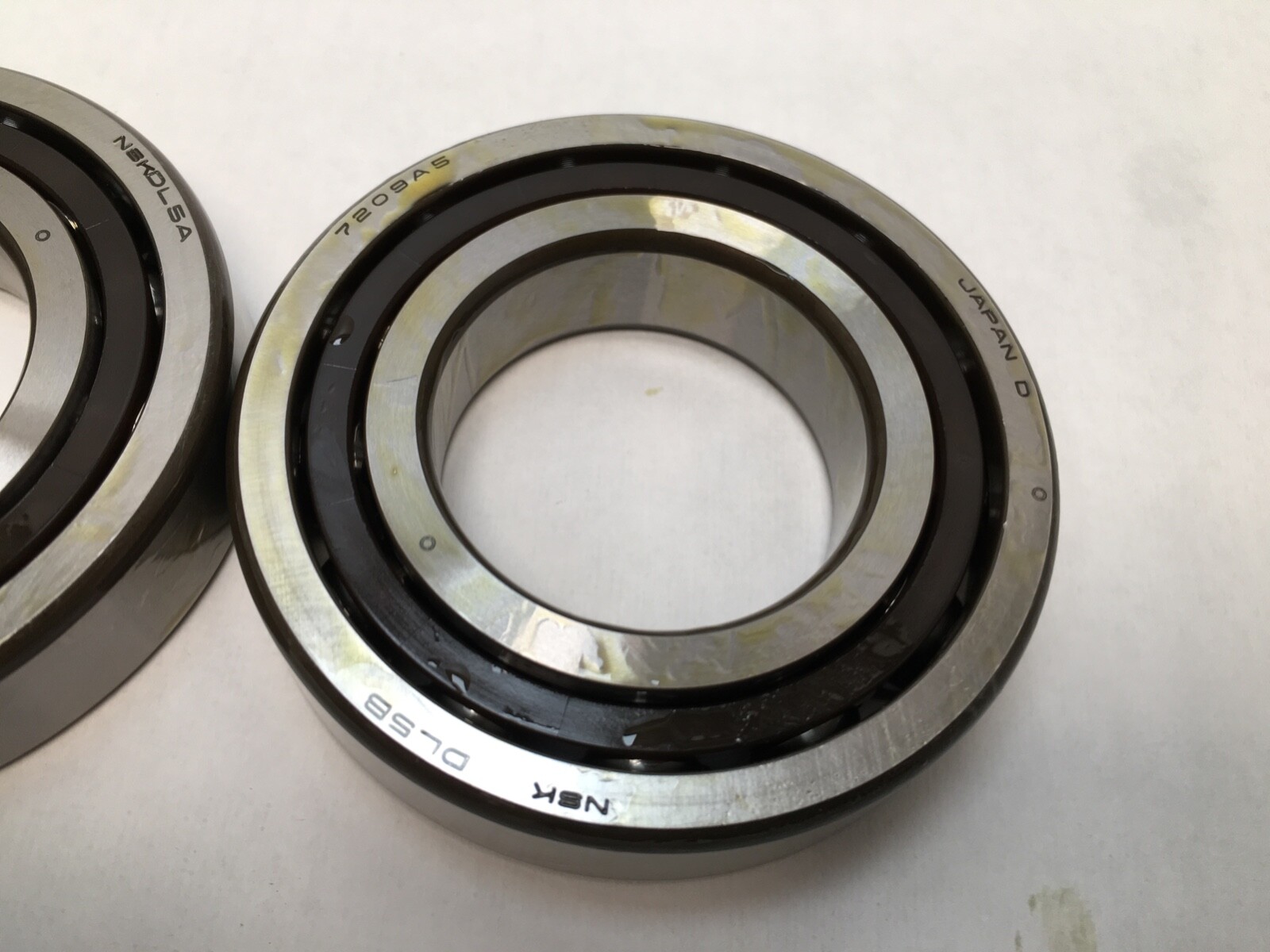 NSK 7209A5YTDUMP4 Angular Contact Bearing 45x85x19mm 7209A5 YT DUM P4 Japan Set