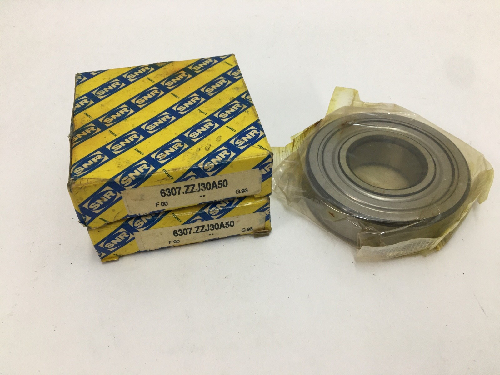 SNR 6307ZZJ30 Bearing Metal Seals 35x80x21 mm 6307-ZZ 6307ZZ 6307Z France 2 pcs