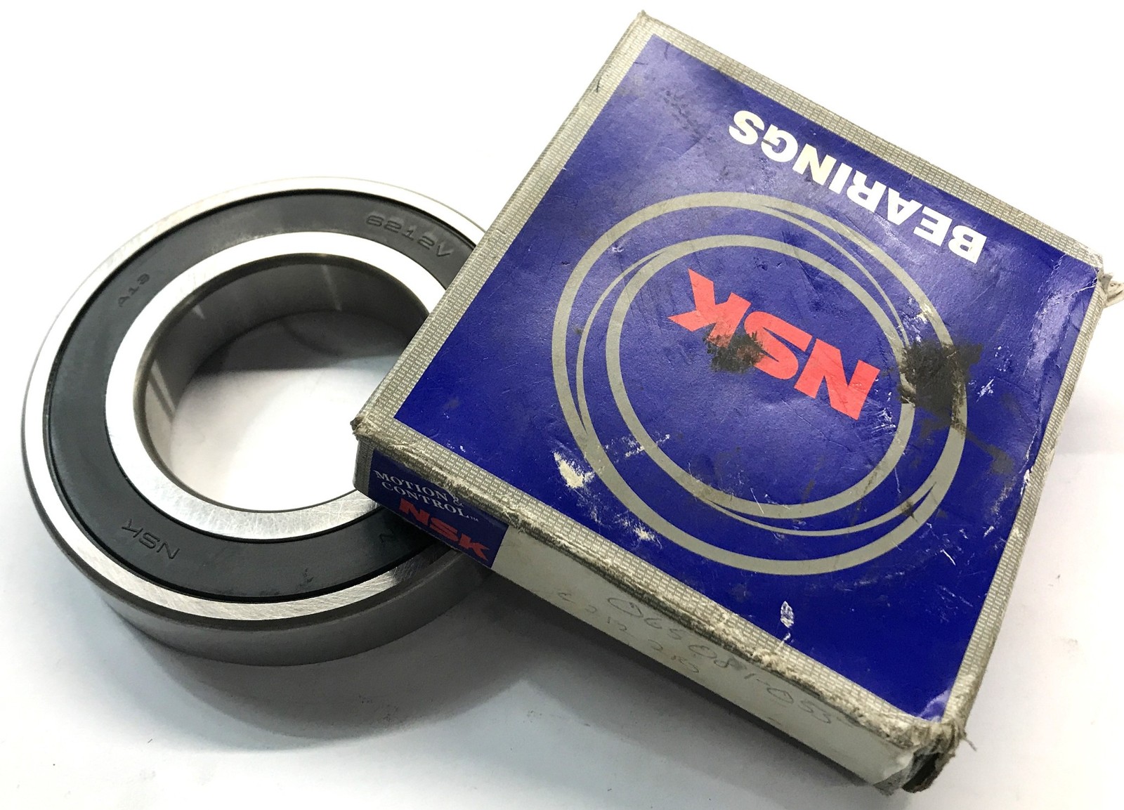 NSK Single Row Ball Bearing 6212V NOS