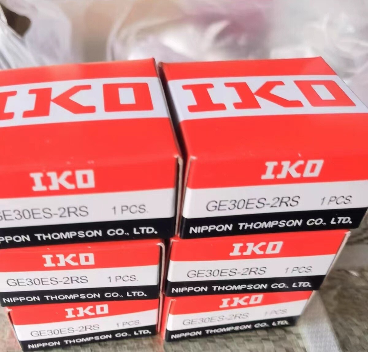 NEW IKO GE30ES-2RS Spherical Plain Bearing 1PCS #KV