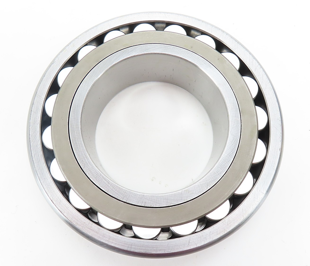 SKF 22212 EK/VA751 Spherical Roller Bearing 60 x 110 x 28mm 7500 r/min NIB