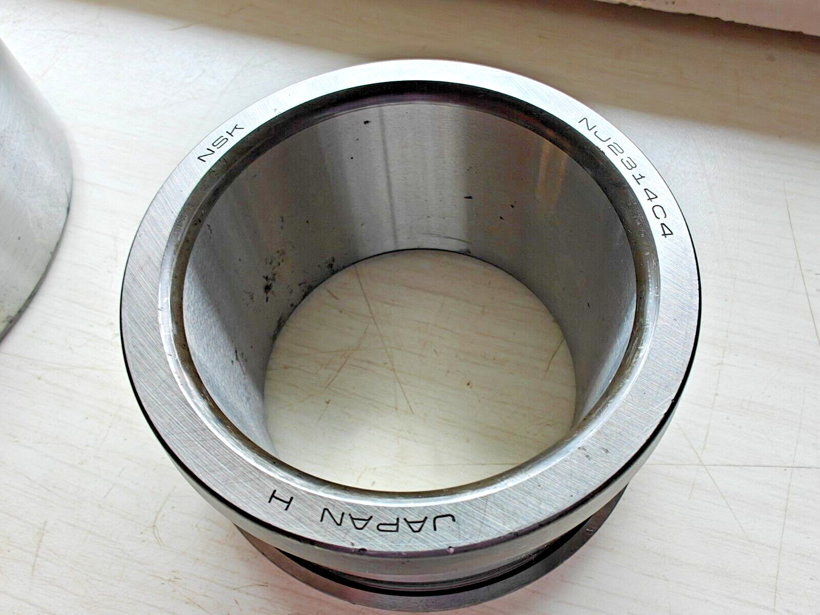 NJ2314 C4 NSK Made in JAPAN Cylindrical Roller Bearing 70x150X51mm. Steel Cage