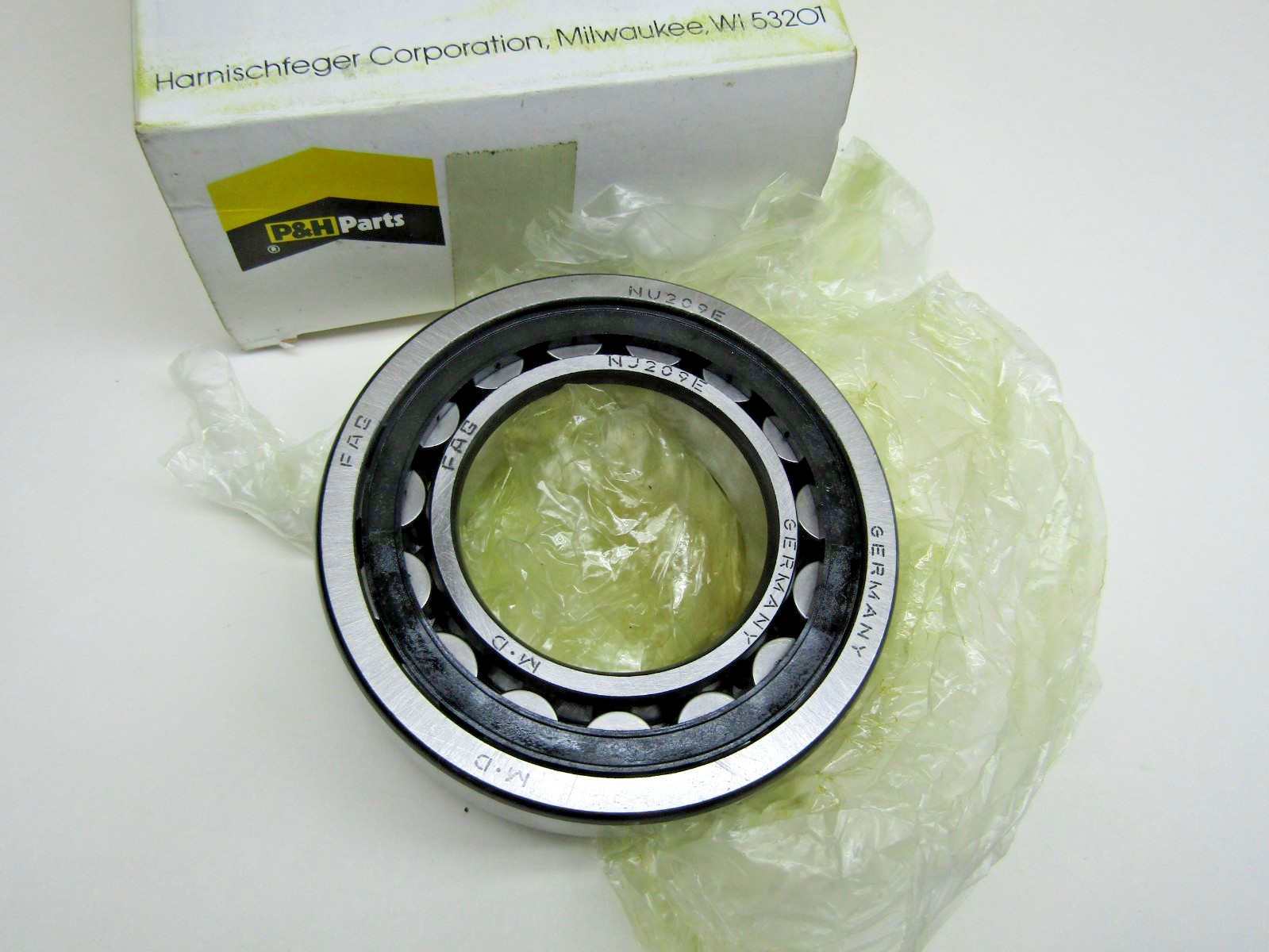 FAG NU209-E-TVP2 45mm X 85mm X 19mm Cylindrical Roller Bearing