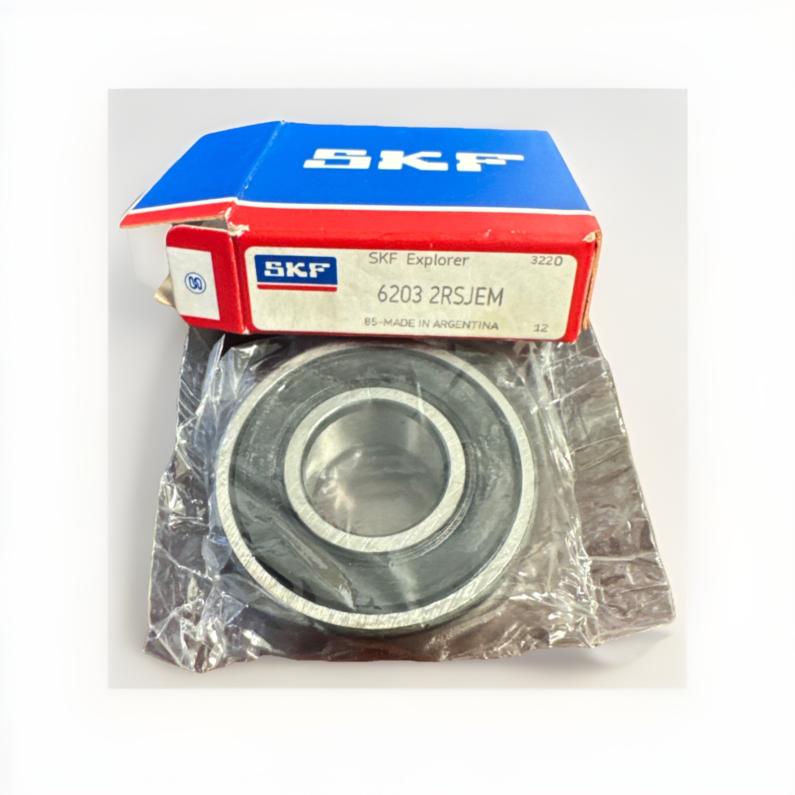 SKF 6203-2RSJEM *** Lot of 2***
