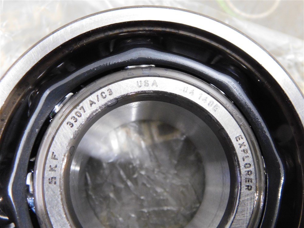 NEW SKF 3307 A/C3 Angular Contact Ball Bearing 35m Bore 80mm OD 34.9mm Width 30°