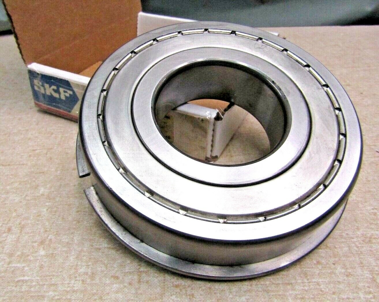 SKF 6311-2ZNR 6311-ZZNR JEM Double Shielded Snap Ring Bearing 55mm x 120mm x 29m