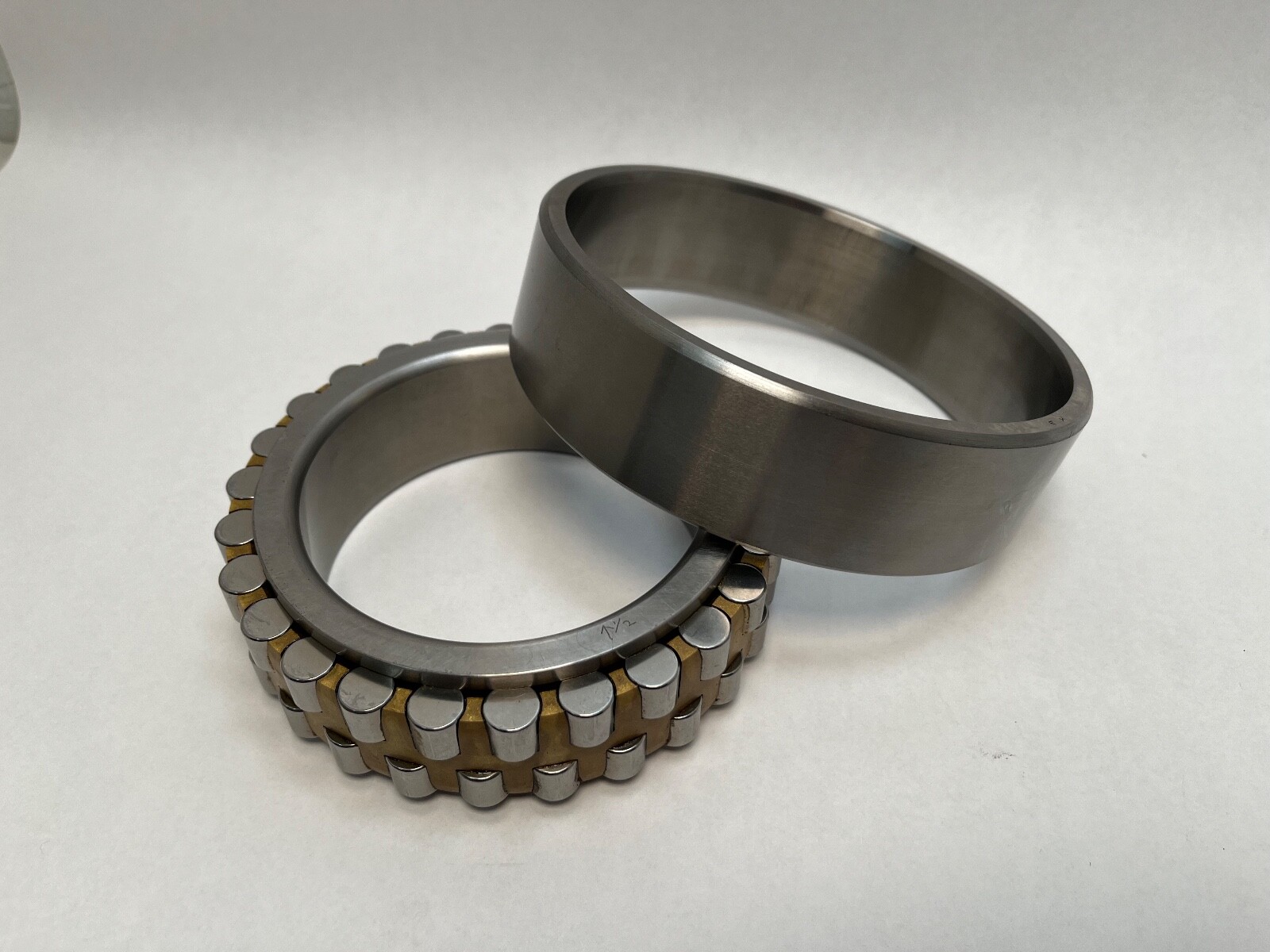 SKF NN-3018-KMC/C481 Bearing 90x140x37 mm NN3018 NN-3018-K-M-P5 C481 USA