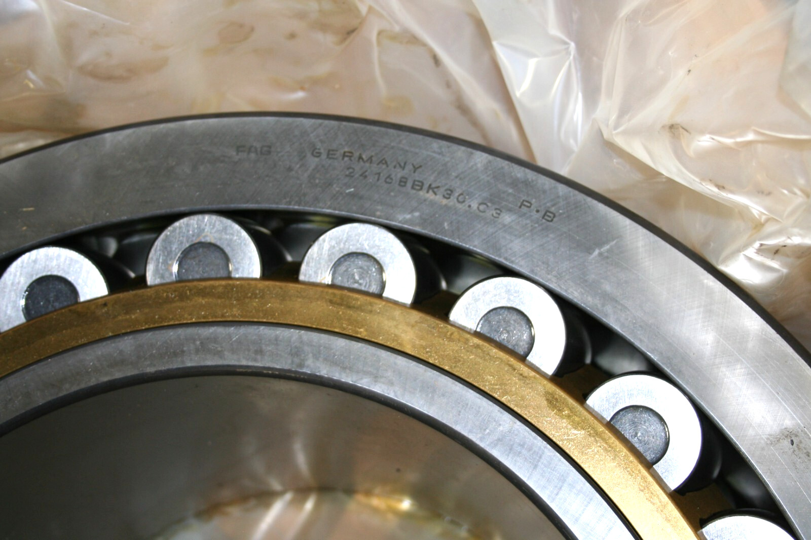FAG/Schaeffler 24168BK30.C3 Spherical Roller Bearing 340 x 580 x 243 mm * NEW *