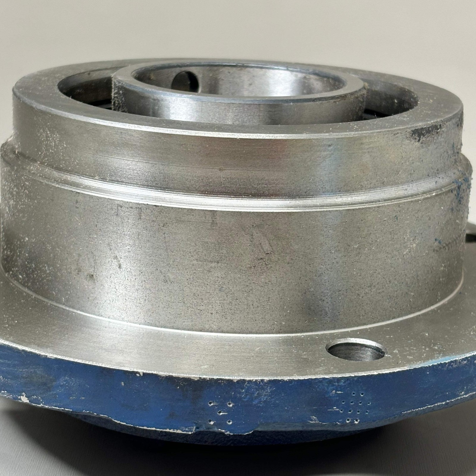 ROYERSFORD Type E Piloted Flange Bearings 2-7/16″ Non-Expansion Blue 20-06-0207