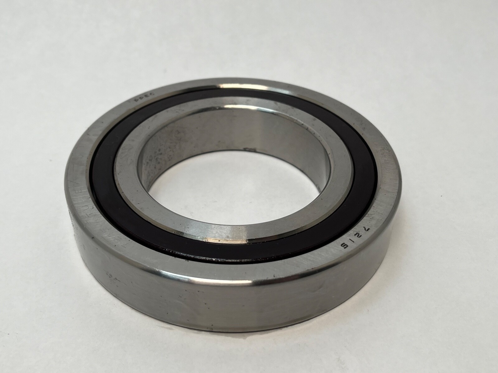 RHP 7215TDULP4 Angular Bearing 75x130x25 mm 7215B 7215-T-DUL-P4 England