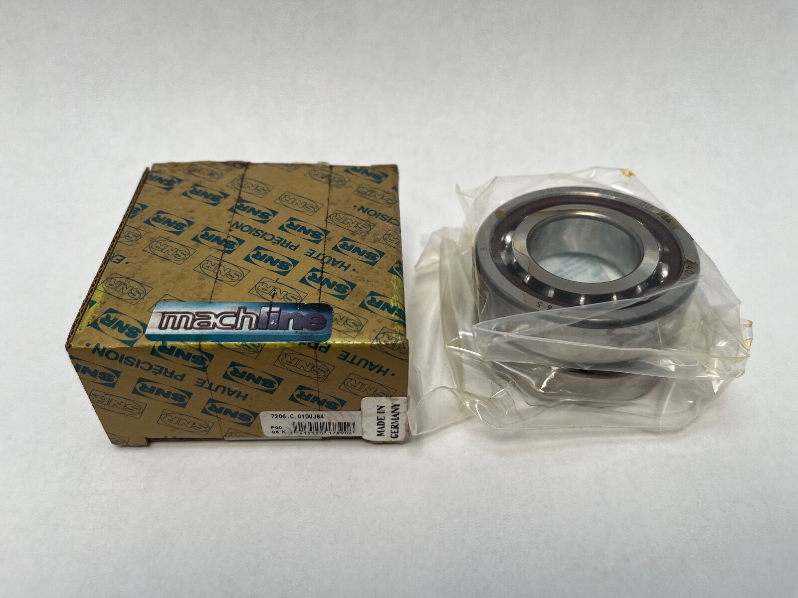 SNR 7206CG1DUJ84 Bearing 30x62x16mm 7206C-T-DUM-P4 7206-C-G1-DU-J84 Germany 2Pcs
