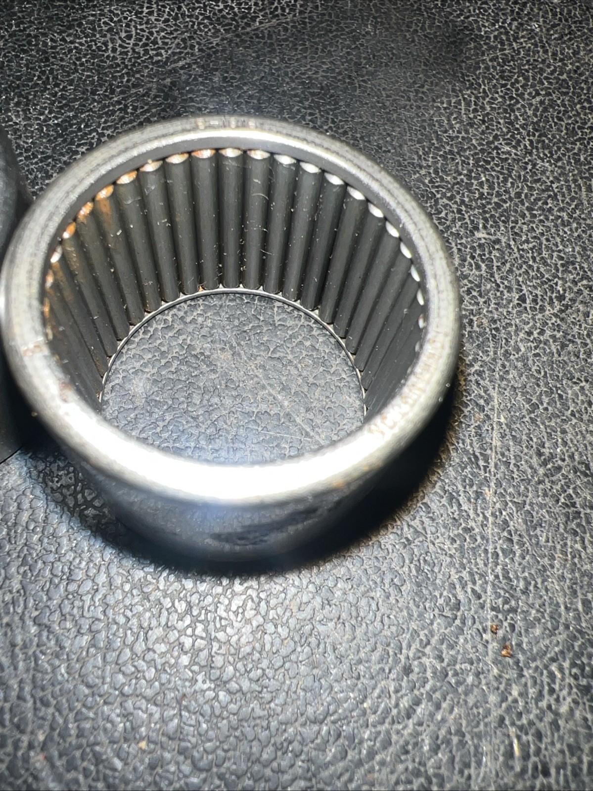 2x Torrington B-1816 Needle Roller Bearing 1-1/8″ ID Qty 2 (OUTER RUST DUE AGE)