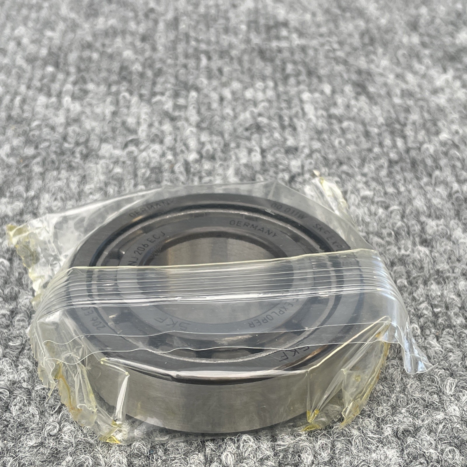SKF NJ206 ECJ Cylindrical Roller Bearing 30X62X16 mm