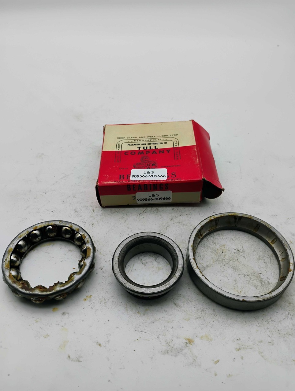 L&S 909566-909666 Wheel Bearing NOS Made in USA