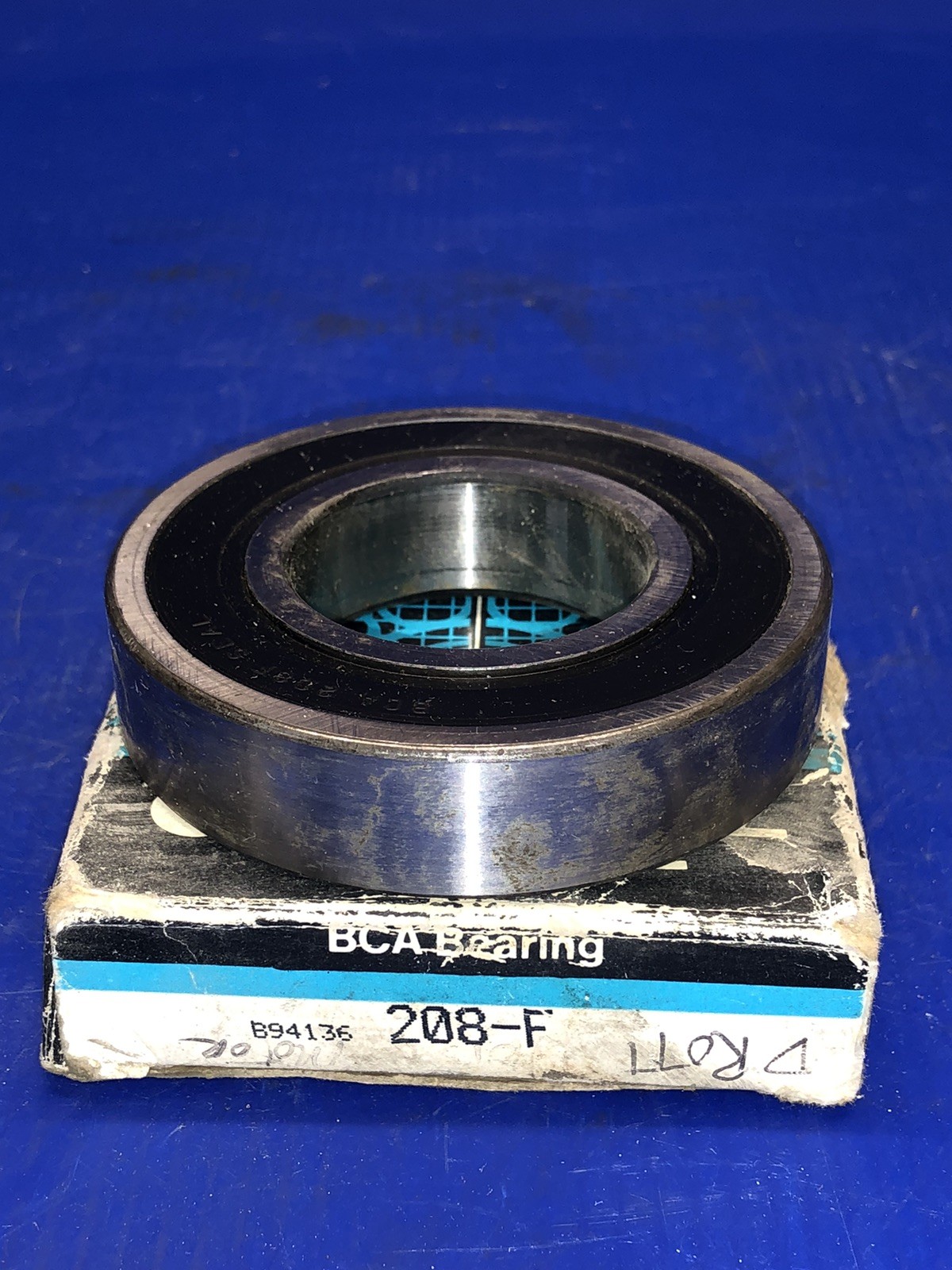 BCA / FEDERAL-MOGUL BEARING 208-F ———————FREE SHIPPING