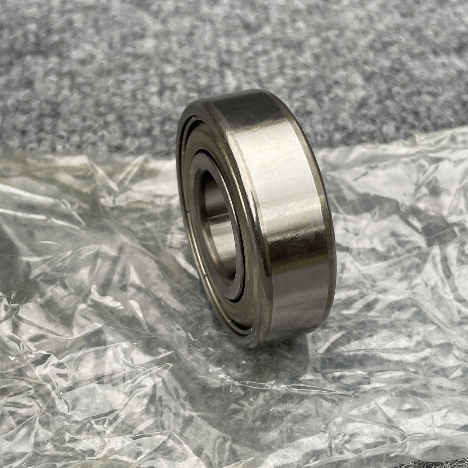 Lot of 4 – INA 6204 2Z C3 Deep Groove Bearing 20 mm ID 47 mm OD 14 mm Width New