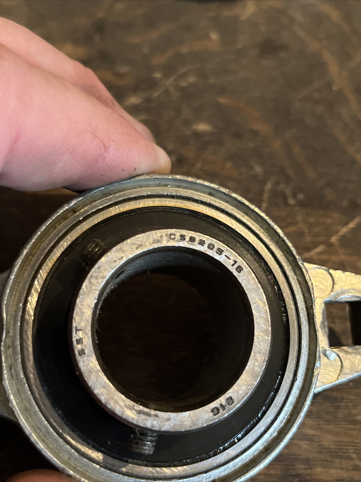 SST CSB205-16 1 Bore Cylindrical Insert Bearing 2 Bolt Flange Block Housing