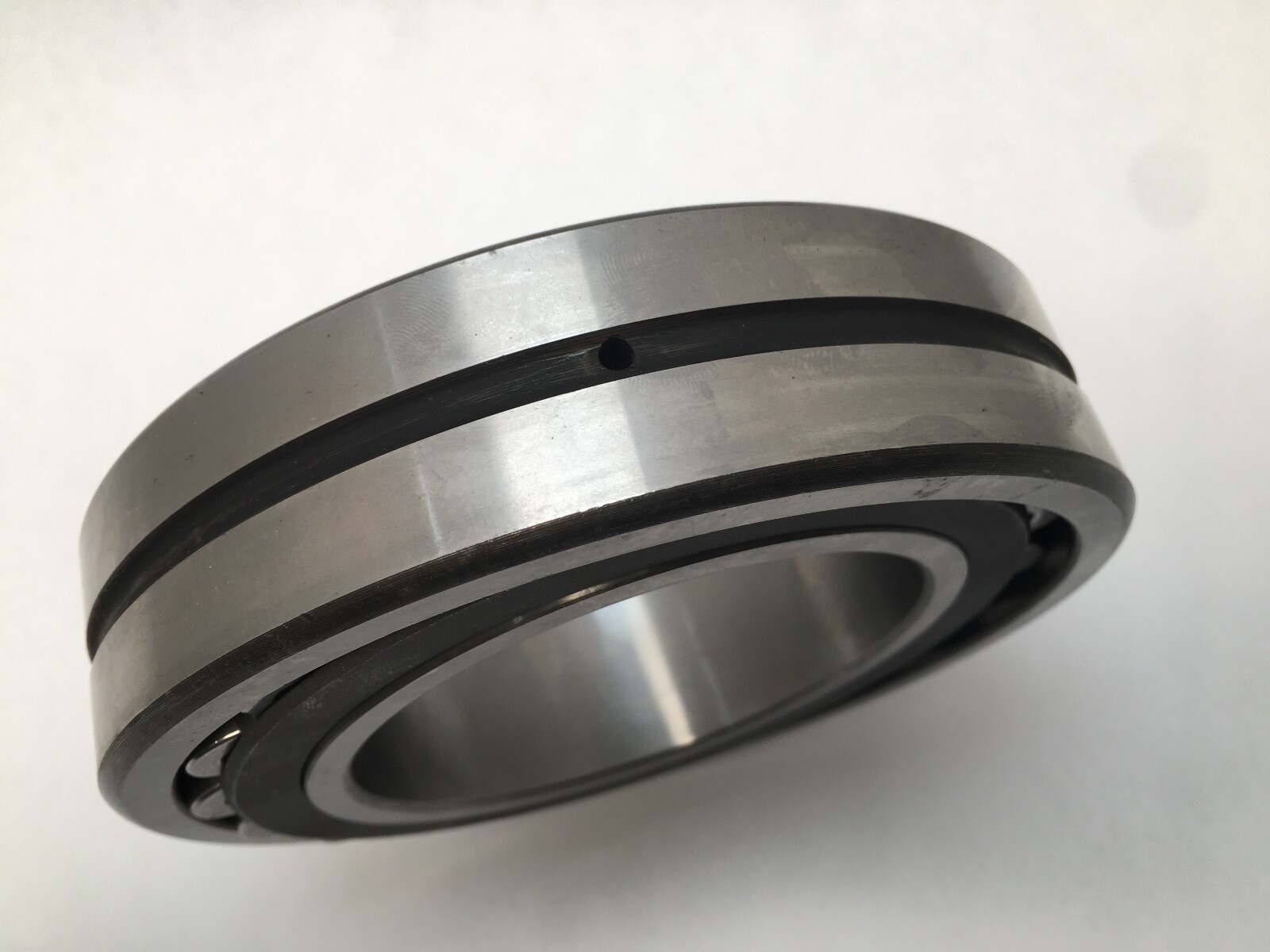SKF 22216-CCK-C3 Spherical Bearing 80x140x33mm 22216-CC-K-C3 USA