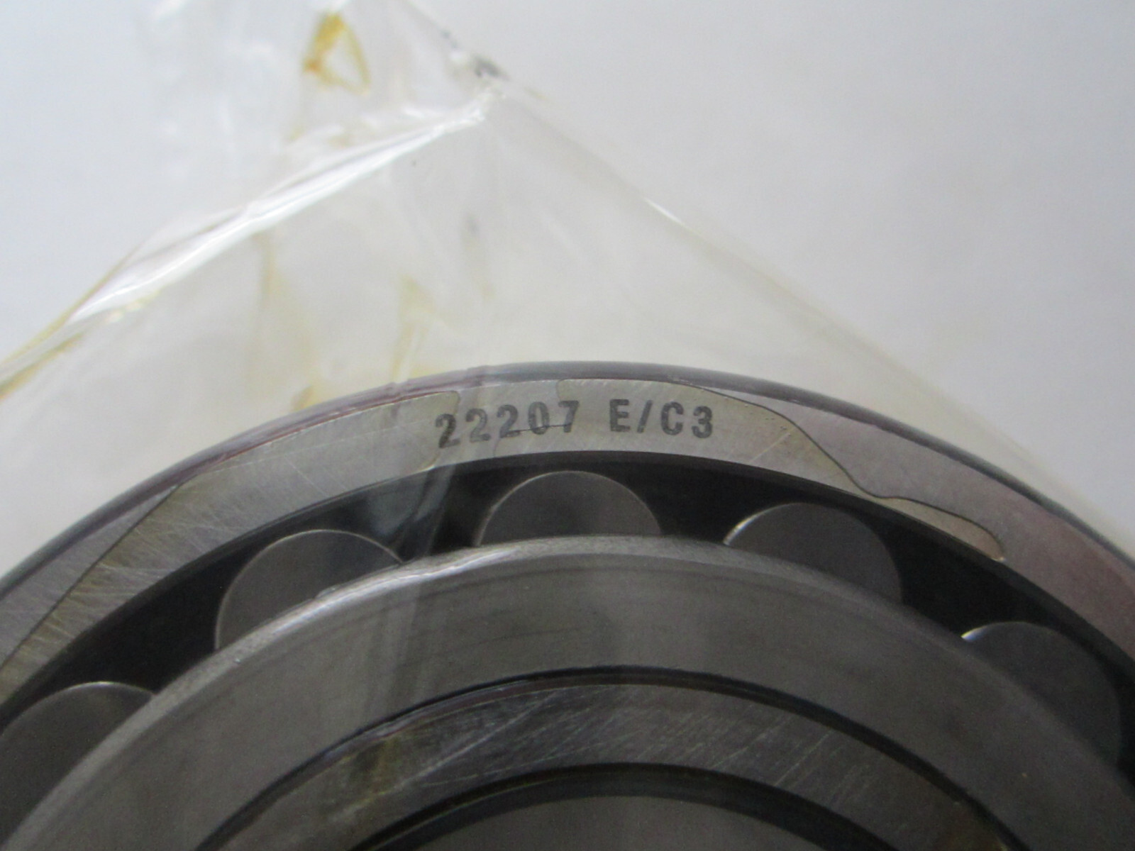 SKF EXPLORER 22207 E/C3 SPHERICAL BEARING