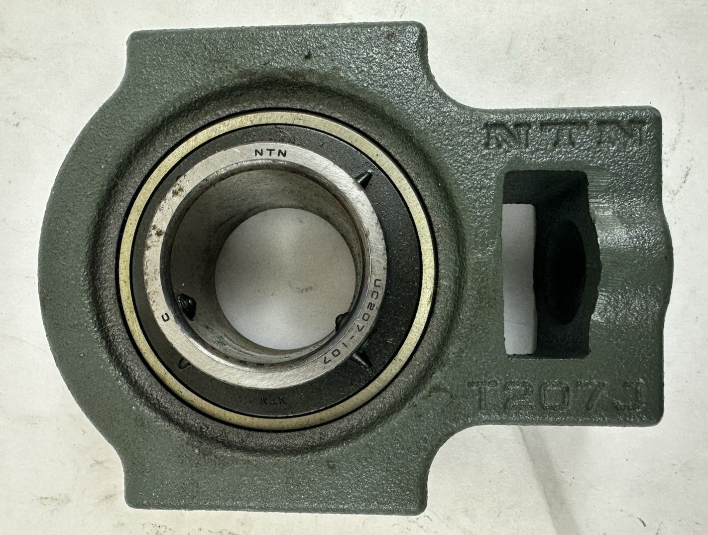 NTN BALL BEARING HOUSING T207J UC207-107 C