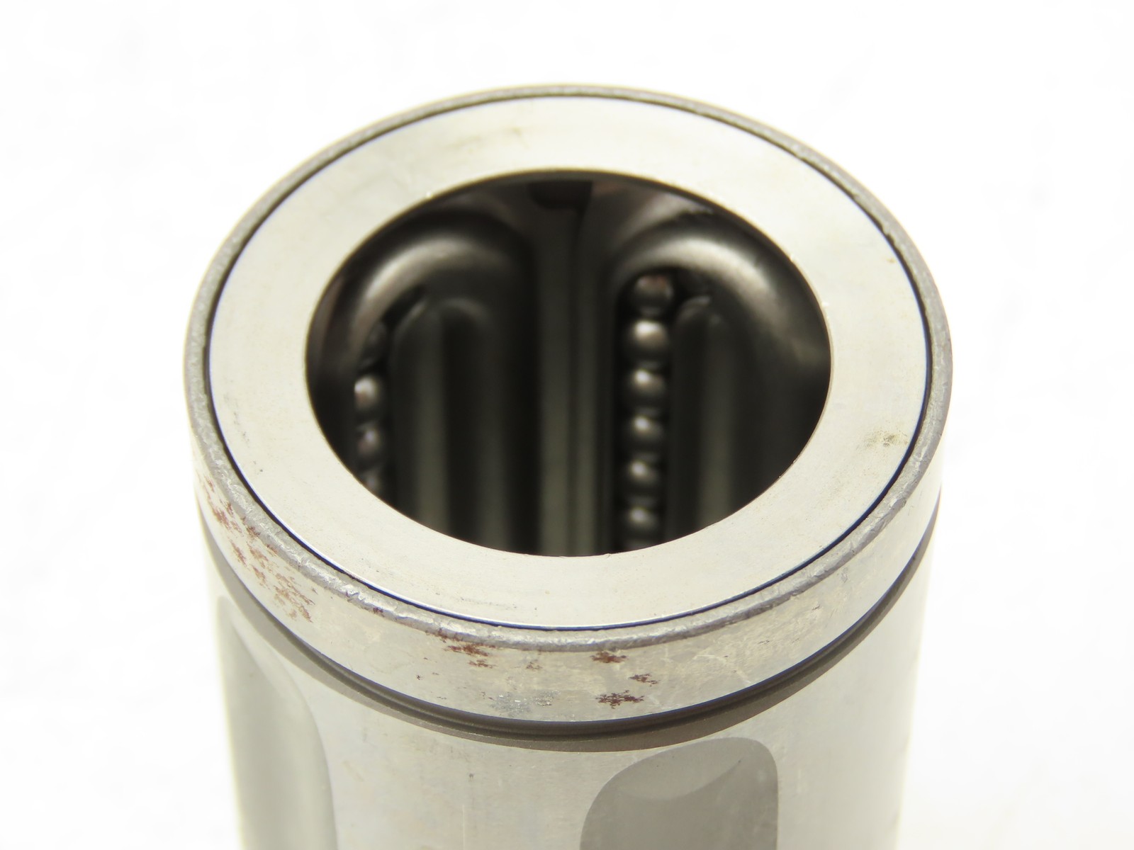 Thomson A162536 Linear Ball Bushing 1″ Shaft Dia 2.233″ OD x 2″ W Lot of 2